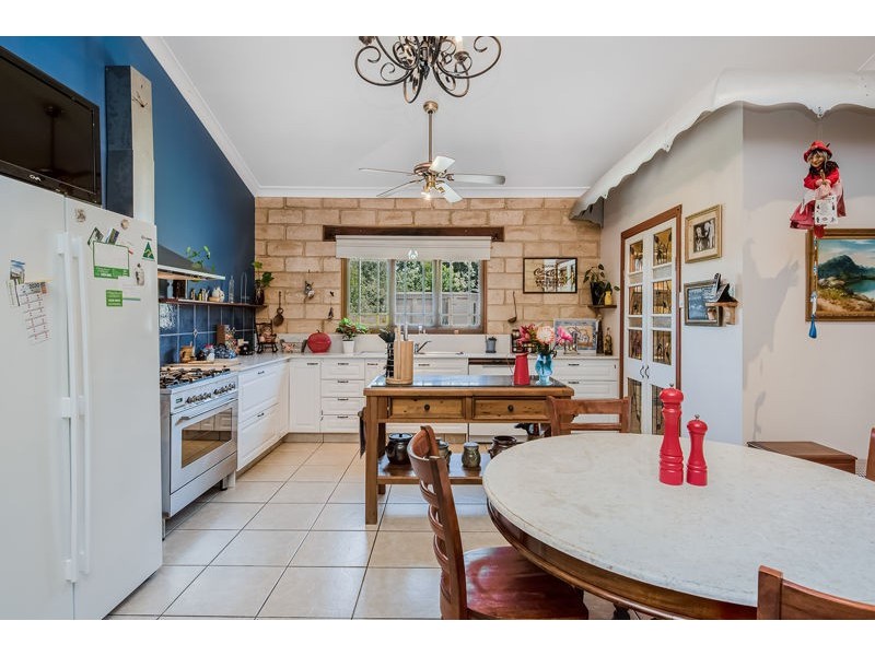 105 Macadamia Drive, Maleny QLD 4552