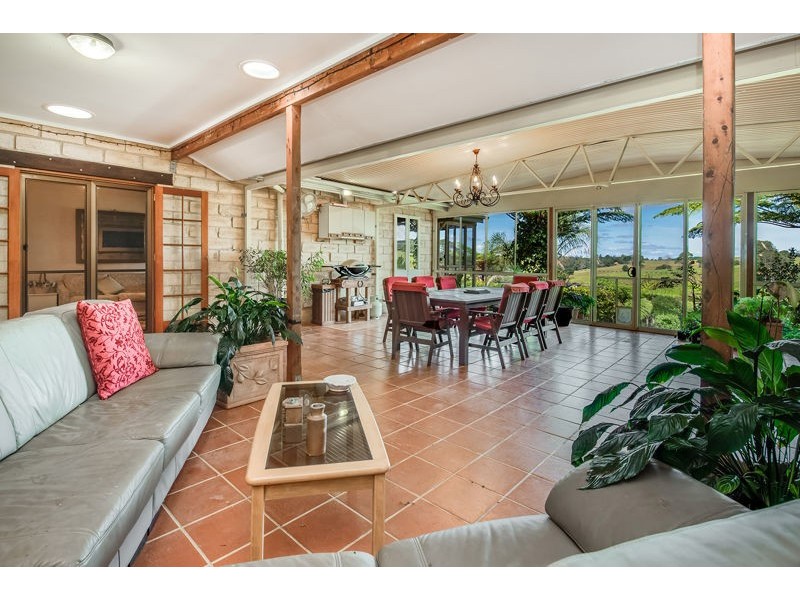 105 Macadamia Drive, Maleny QLD 4552