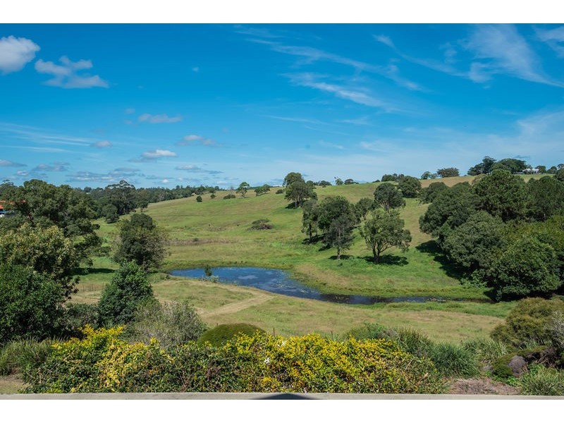 105 Macadamia Drive, Maleny QLD 4552