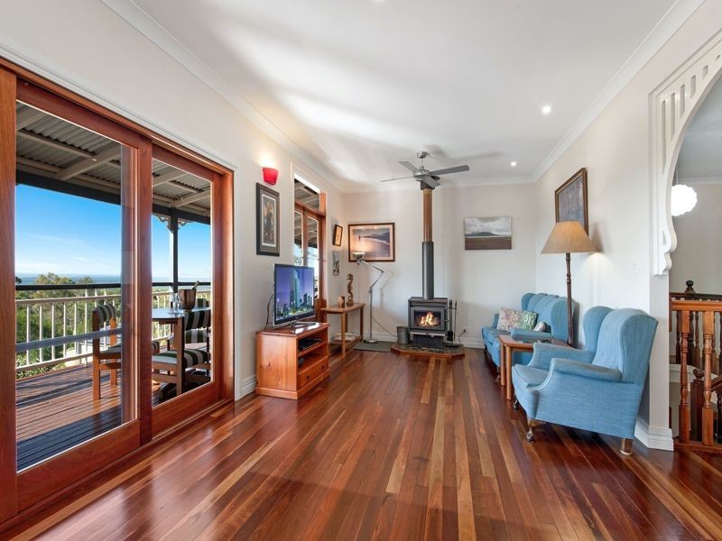 6 Ocean View Road, Mount Mellum QLD 4550