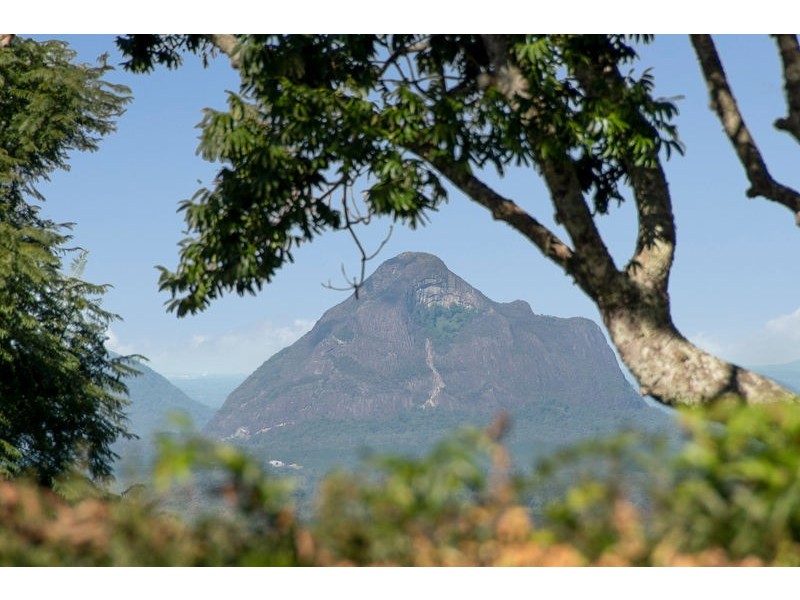 400 Mountain View Road, Maleny QLD 4552