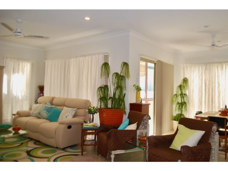 65/23 Macadamia Drive, Maleny QLD 4552