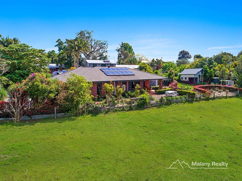 15A Tamarind Street, Maleny QLD 4552