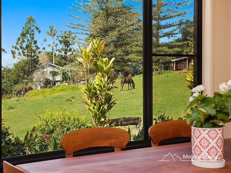 15A Tamarind Street, Maleny QLD 4552