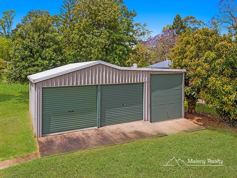 29 Burgess Avenue, Maleny QLD 4552
