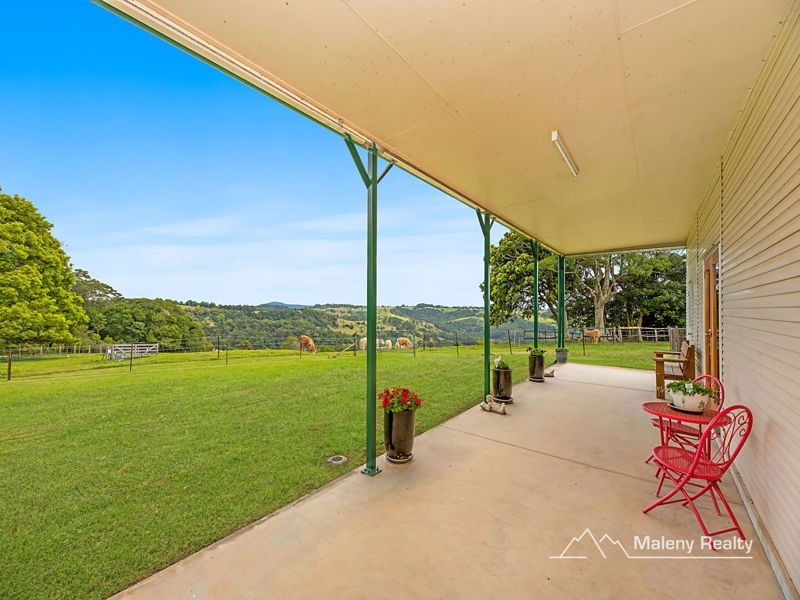 24 Trail Road, Maleny QLD 4552