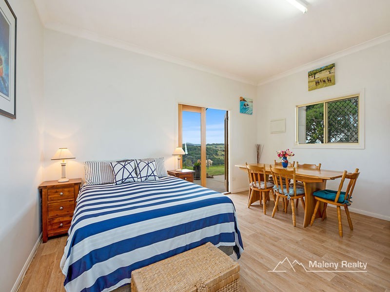 24 Trail Road, Maleny QLD 4552