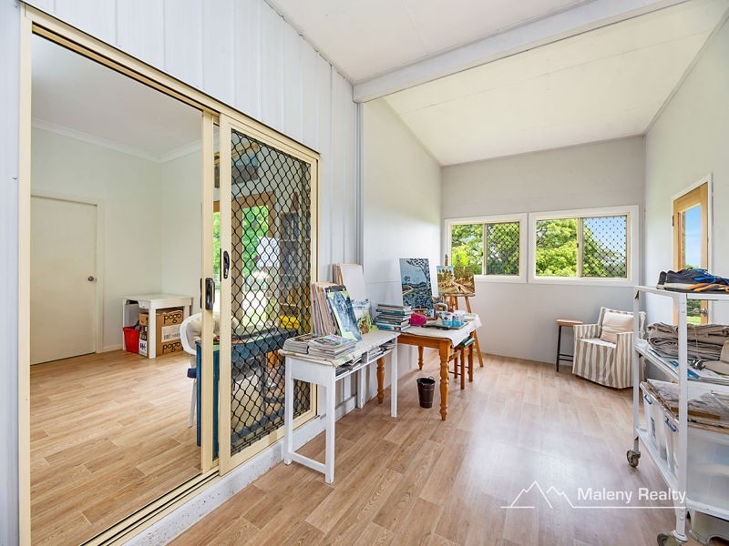 24 Trail Road, Maleny QLD 4552