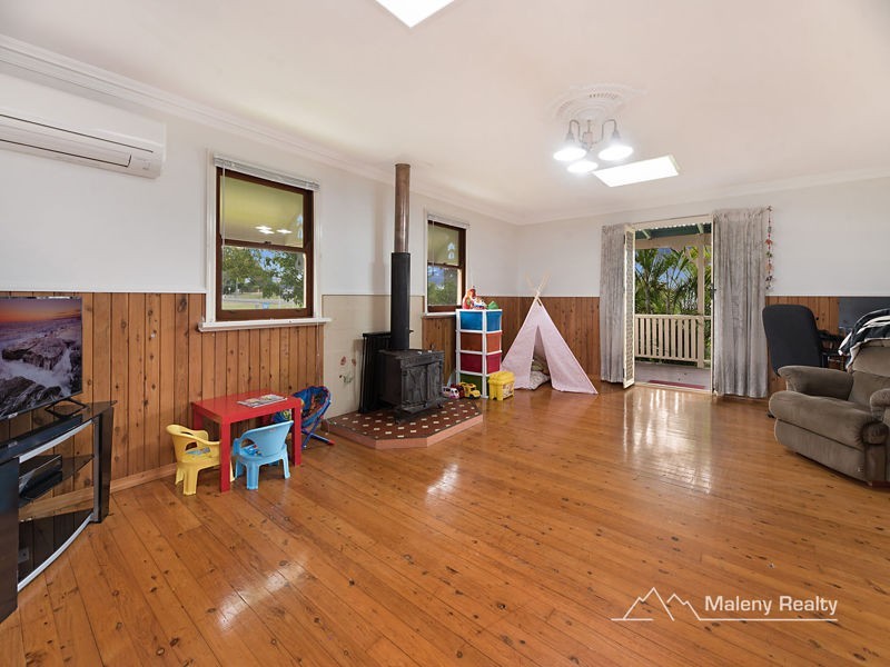 67 Macadamia Drive, Maleny QLD 4552