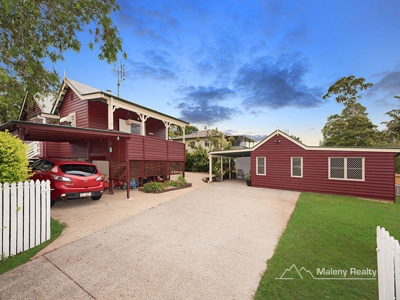 67 Macadamia Drive, Maleny QLD 4552