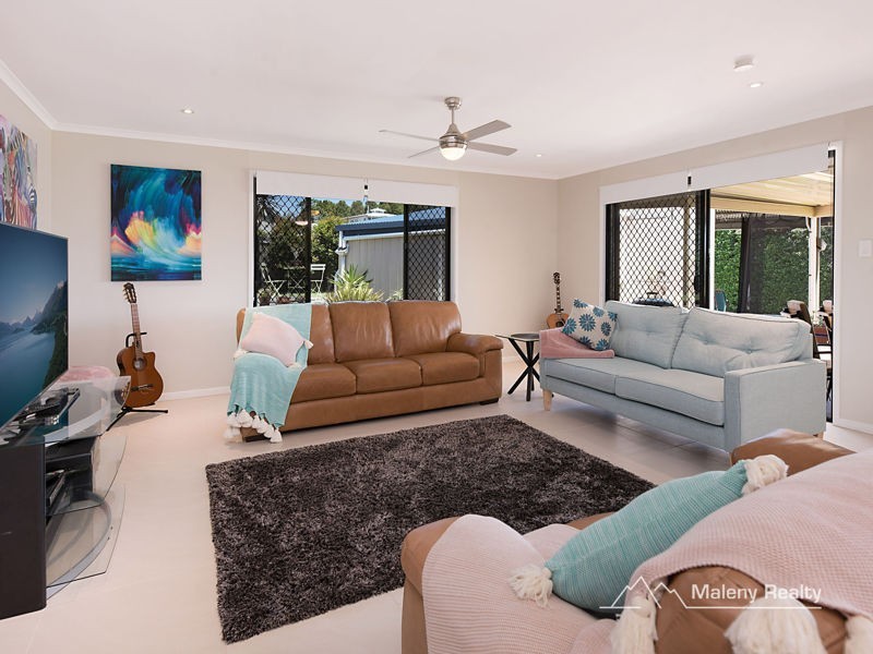 2 Oak Court, Maleny QLD 4552