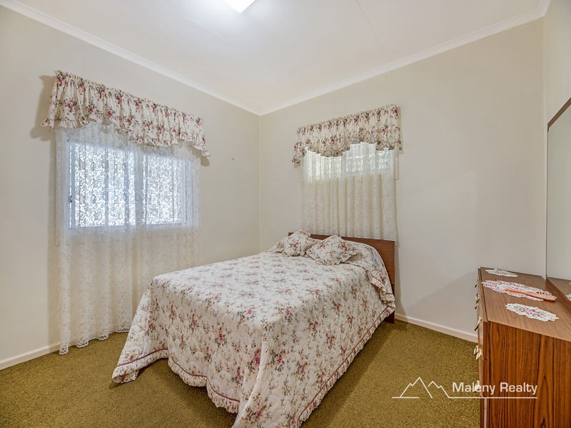 47 Maple Street, Maleny QLD 4552