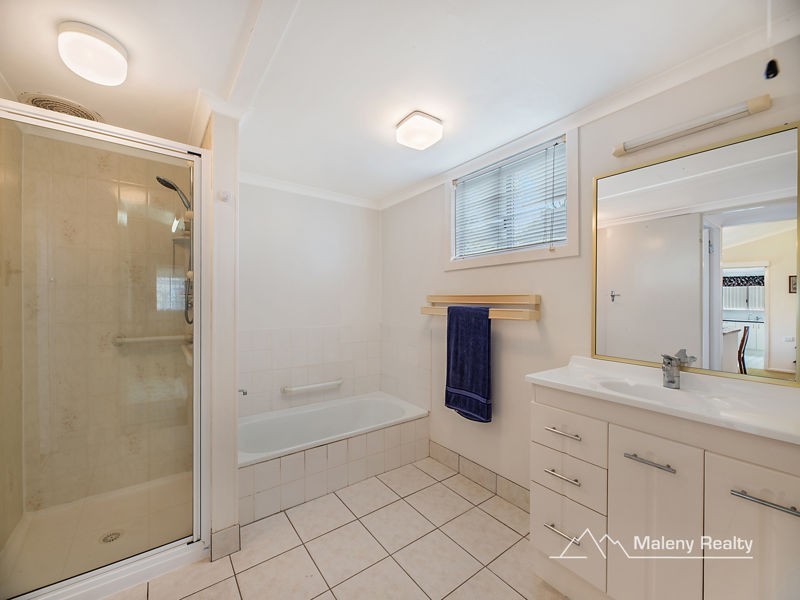 47 Maple Street, Maleny QLD 4552