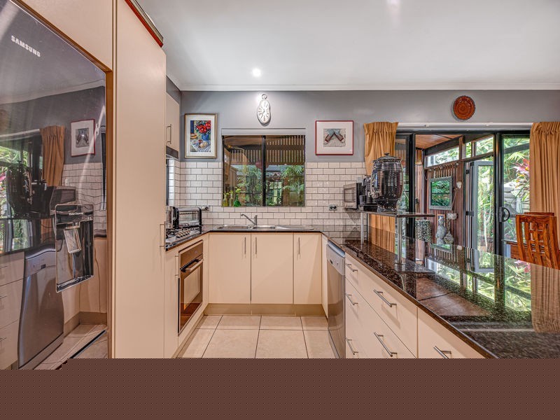 3/10 Wattle St, Maleny QLD 4552