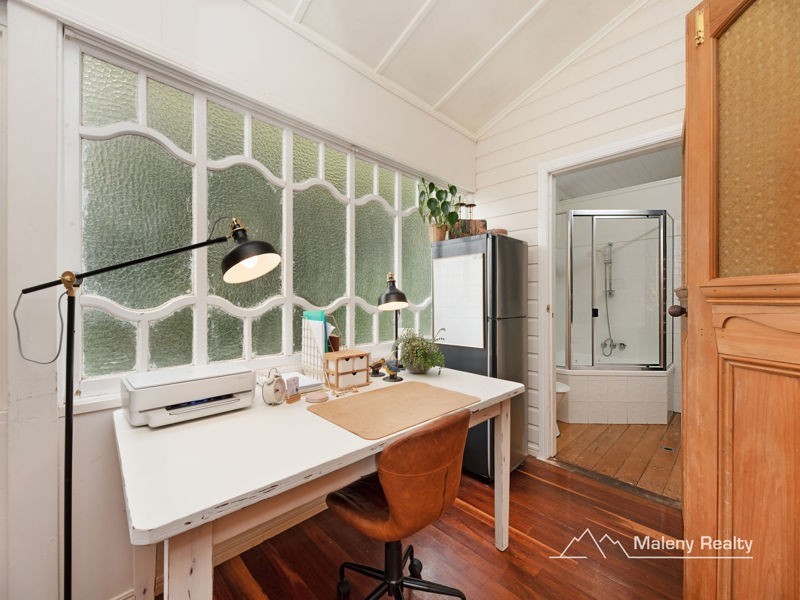 16 Mary Cairncross Ave, Maleny QLD 4552