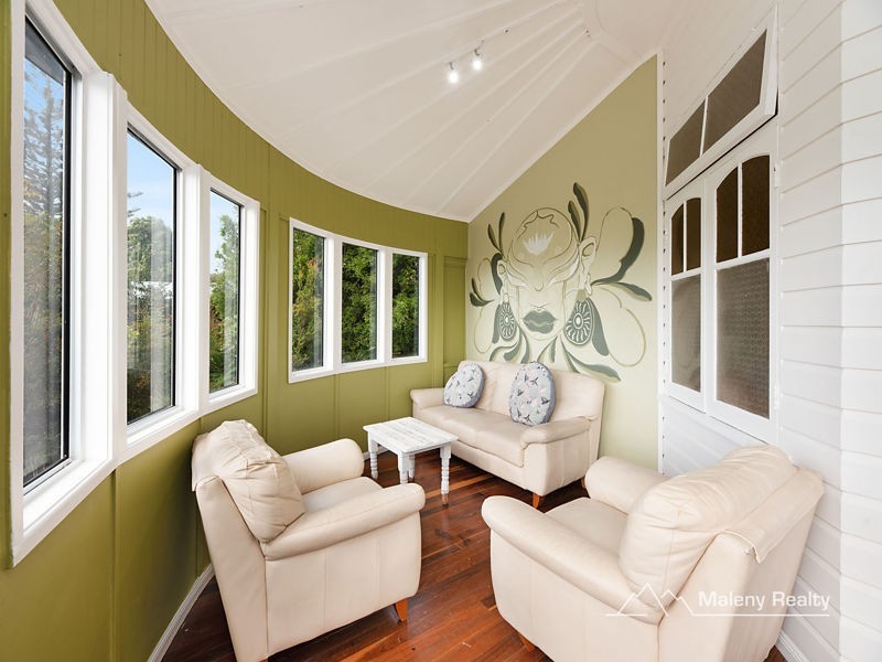 16 Mary Cairncross Ave, Maleny QLD 4552