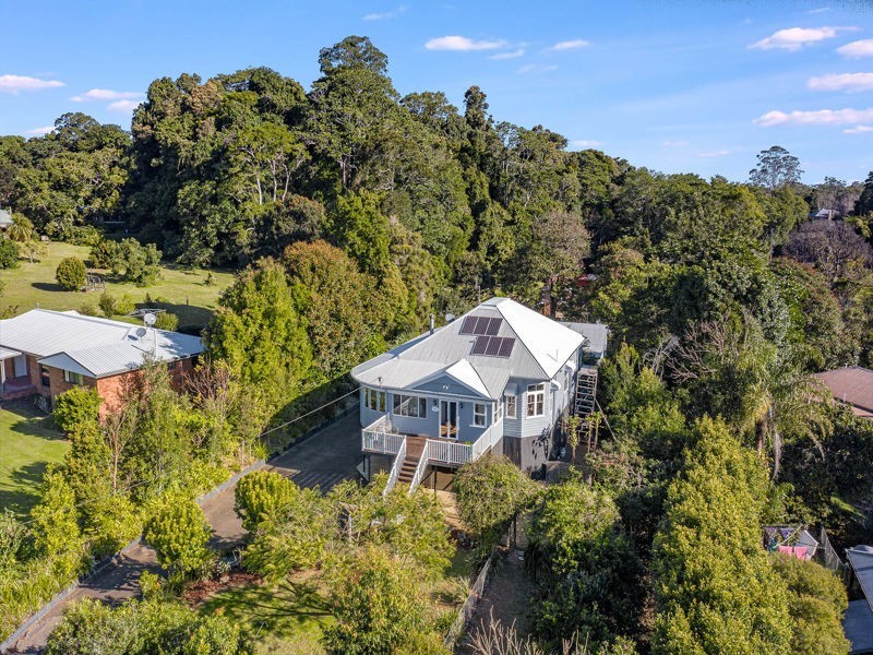 16 Mary Cairncross Ave, Maleny QLD 4552