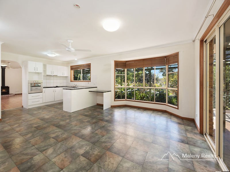 2 Gibson Avenue, Maleny QLD 4552