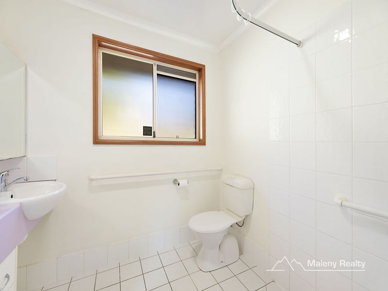 2 Gibson Avenue, Maleny QLD 4552