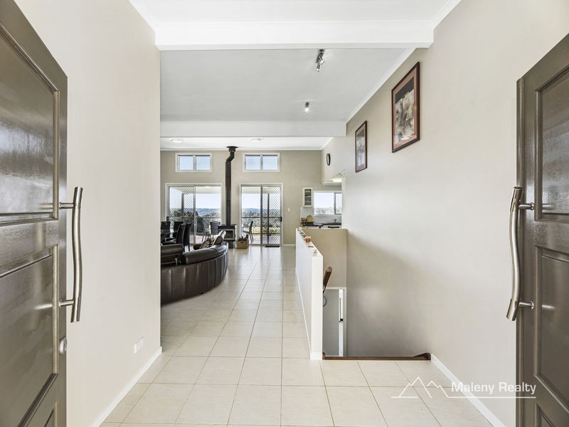21 Lorikeet Lane, Maleny QLD 4552