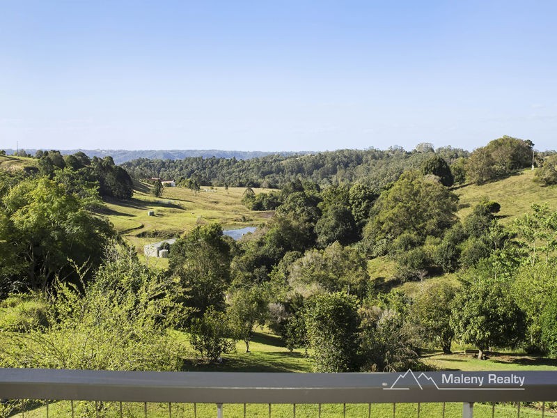 21 Lorikeet Lane, Maleny QLD 4552