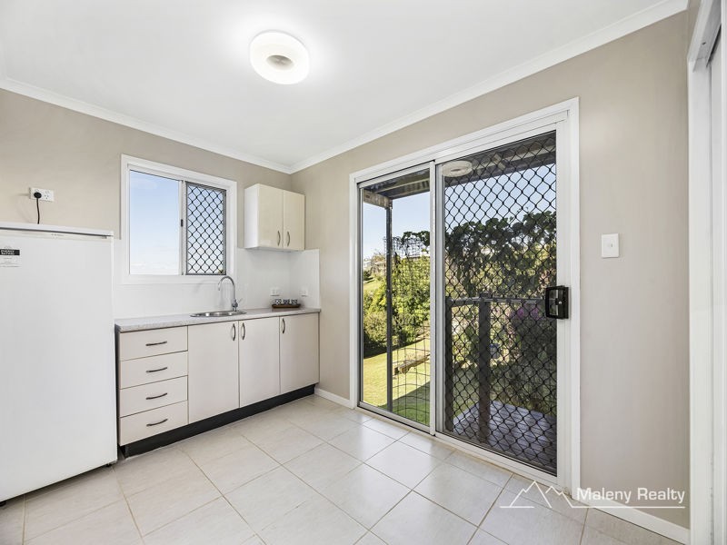 21 Lorikeet Lane, Maleny QLD 4552