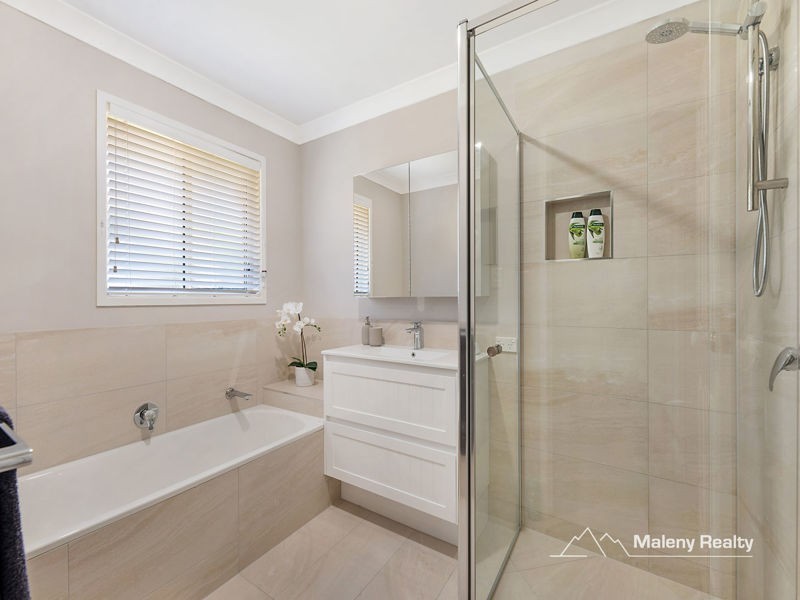 10 Lansdowne Rise, Maleny QLD 4552