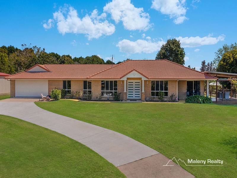10 Lansdowne Rise, Maleny QLD 4552
