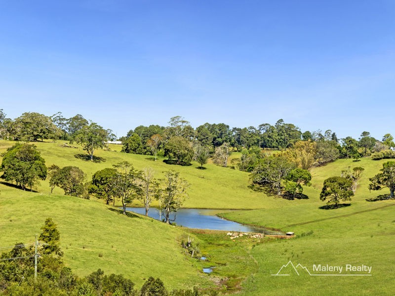 25 Mahogany Place, Maleny QLD 4552