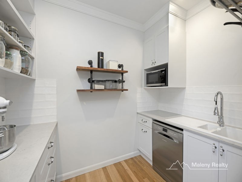 25 Mahogany Place, Maleny QLD 4552