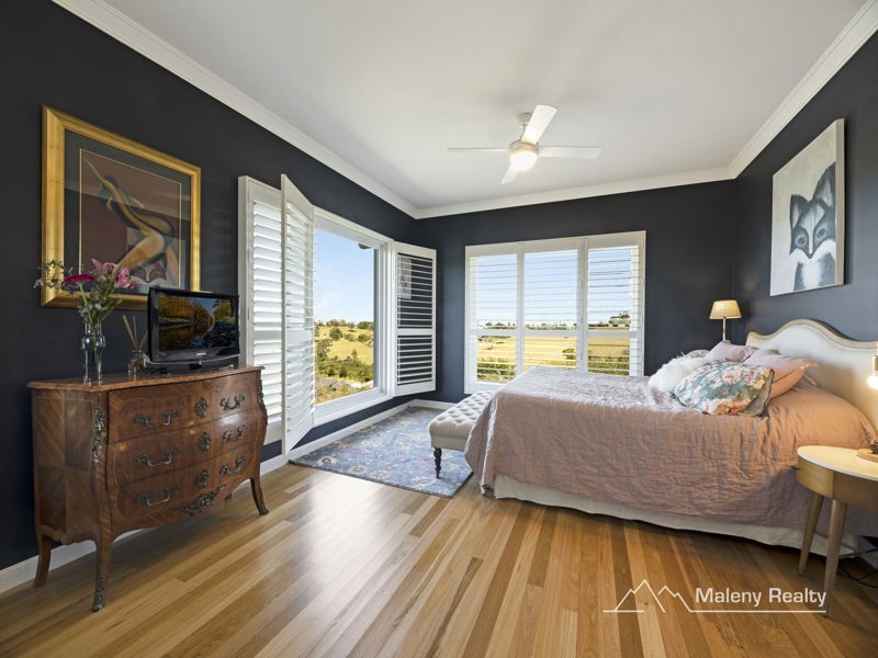 25 Mahogany Place, Maleny QLD 4552