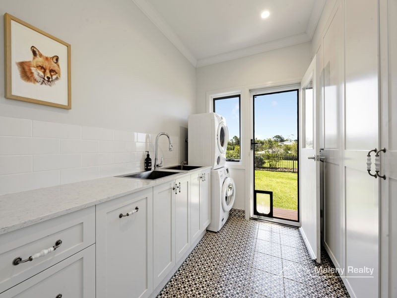 25 Mahogany Place, Maleny QLD 4552