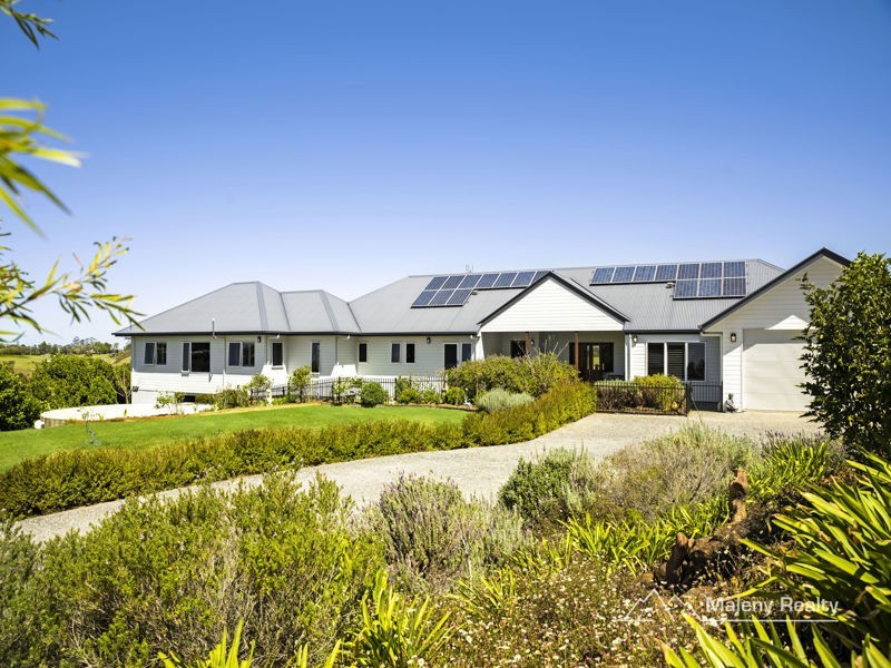 25 Mahogany Place, Maleny QLD 4552