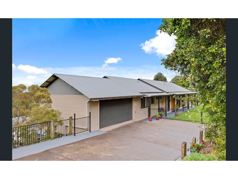 23 Flaxton Drive, Mapleton QLD 4560