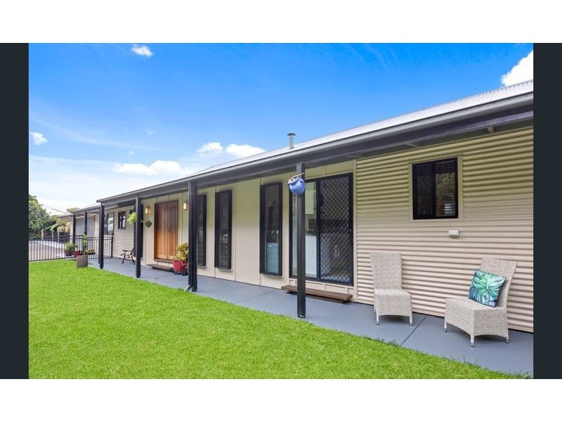 23 Flaxton Drive, Mapleton QLD 4560