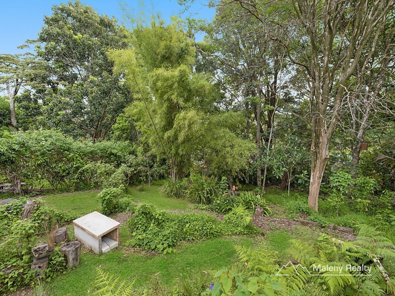 16 Ash St, Maleny QLD 4552