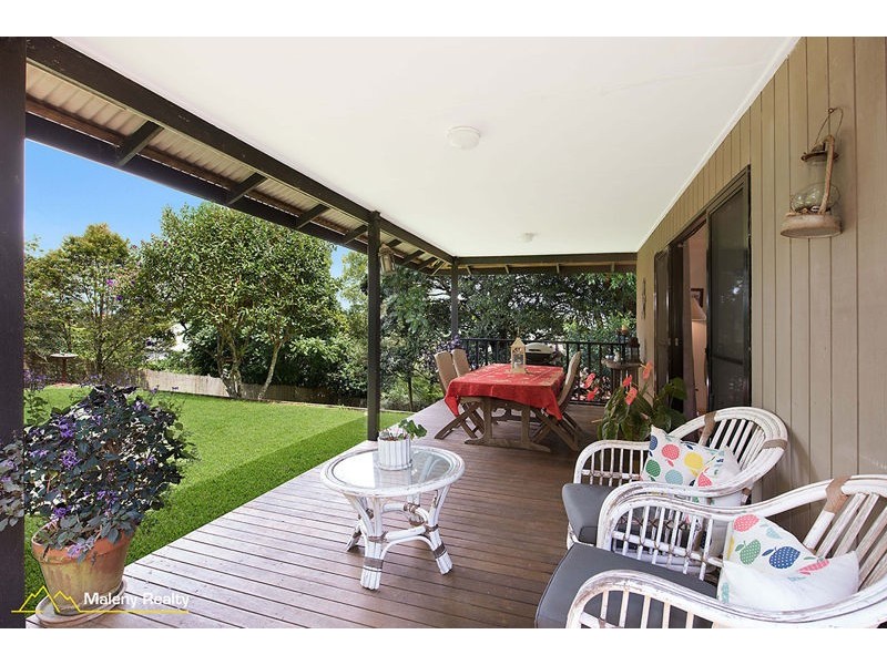 24 Fig St, Maleny QLD 4552