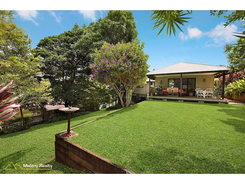 24 Fig St, Maleny QLD 4552