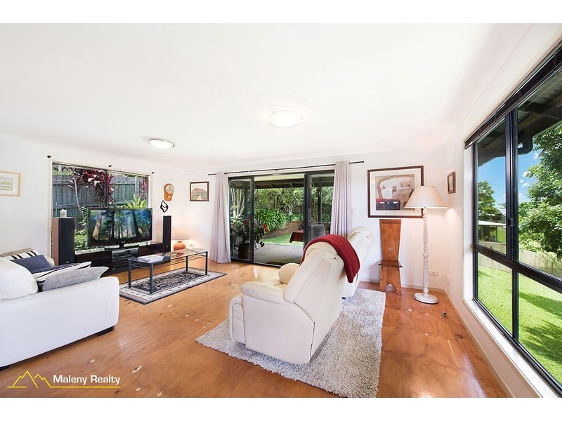 24 Fig St, Maleny QLD 4552