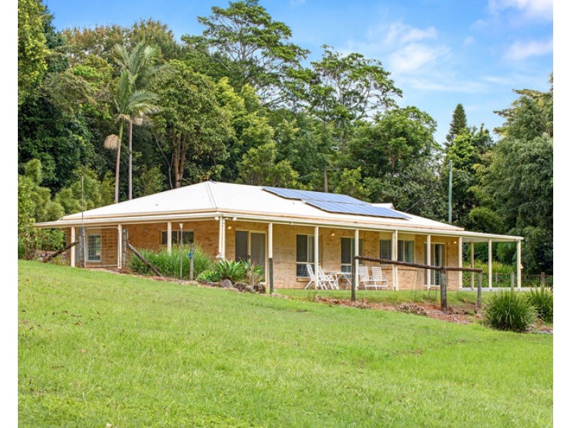 61 Burgess Avenue, Maleny QLD 4552