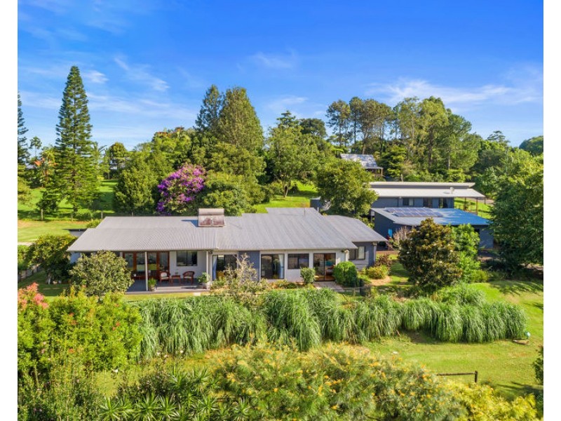 33 Avocado Lane, Maleny QLD 4552