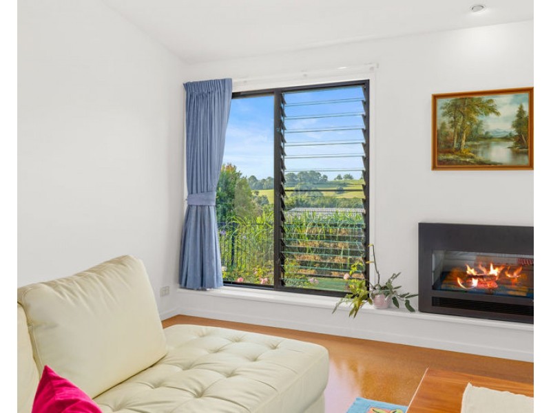 33 Avocado Lane, Maleny QLD 4552