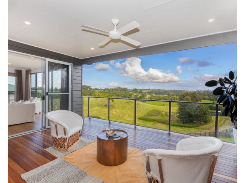 14 Cloudwalk Drive, Maleny QLD 4552