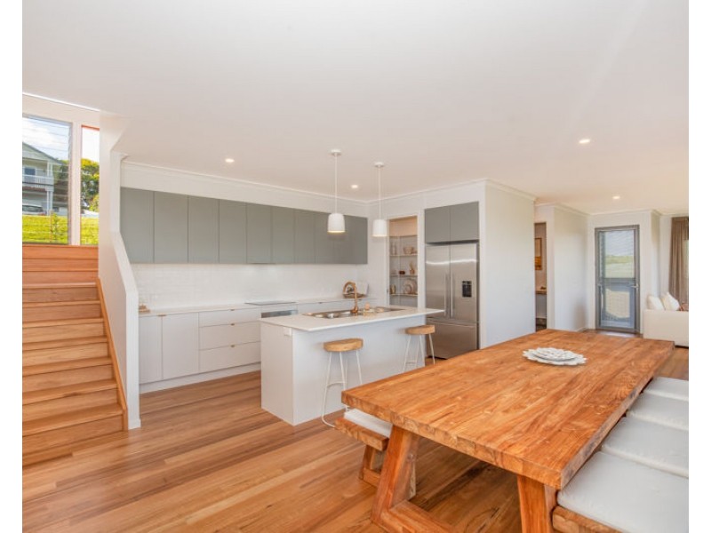 14 Cloudwalk Drive, Maleny QLD 4552