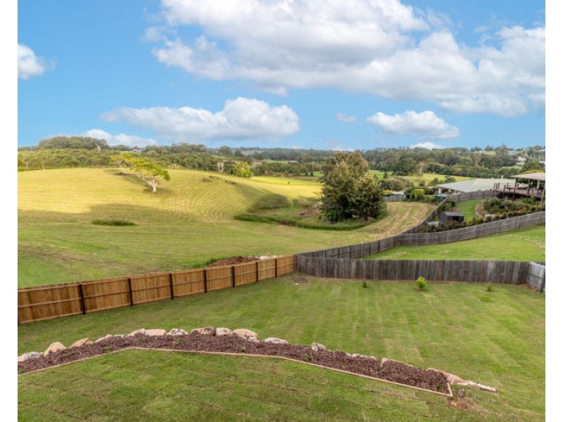 14 Cloudwalk Drive, Maleny QLD 4552