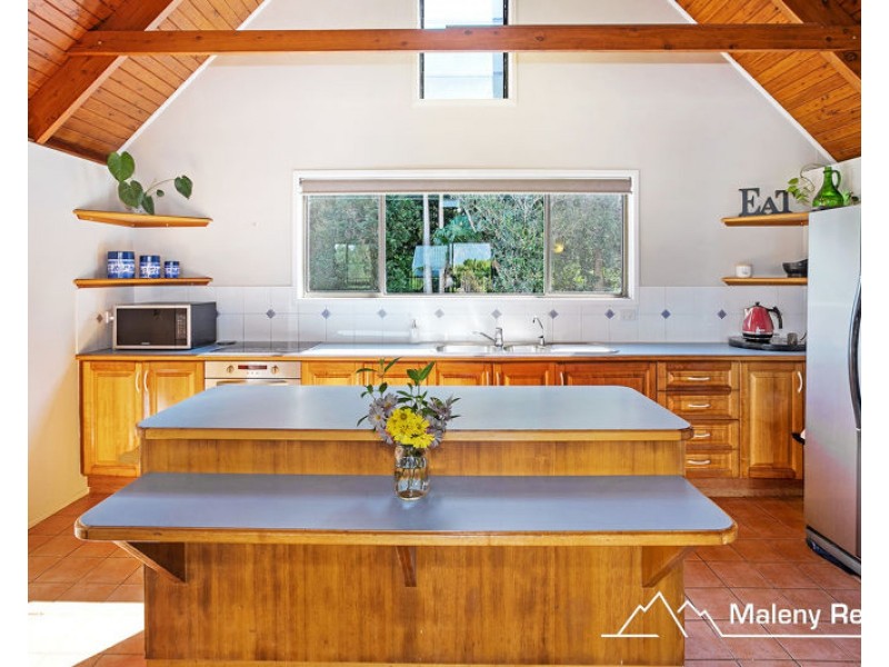 565 Maleny Montville Road, Balmoral Ridge QLD 4552