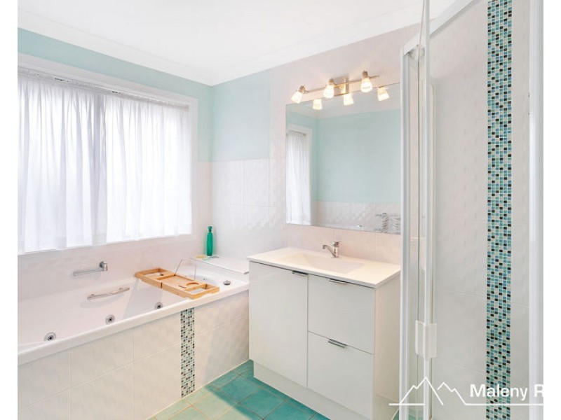 12 Macaranga St, Maleny QLD 4552