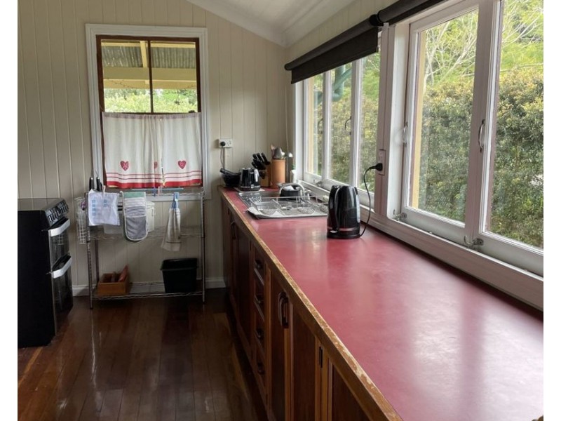 4 Honeyeater Lane, Maleny QLD 4552