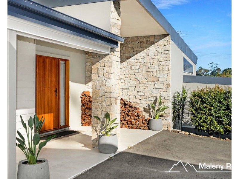 42 Coral St, Maleny QLD 4552