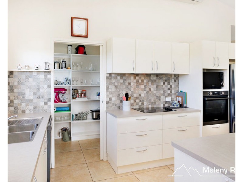 38 Water Gum Crescent, Maleny QLD 4552